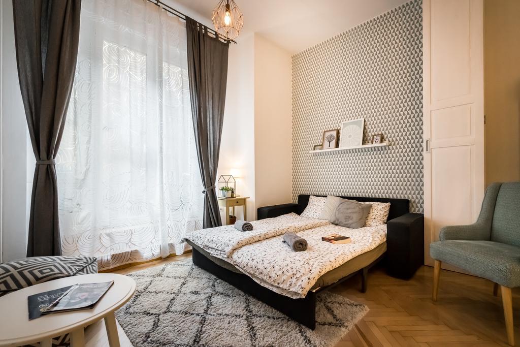 Bpr Charming Design Apartment With Balcony, A/C Будапешт Экстерьер фото